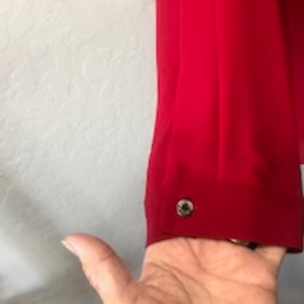 Red pullover blouse - Picture 4 of 4
